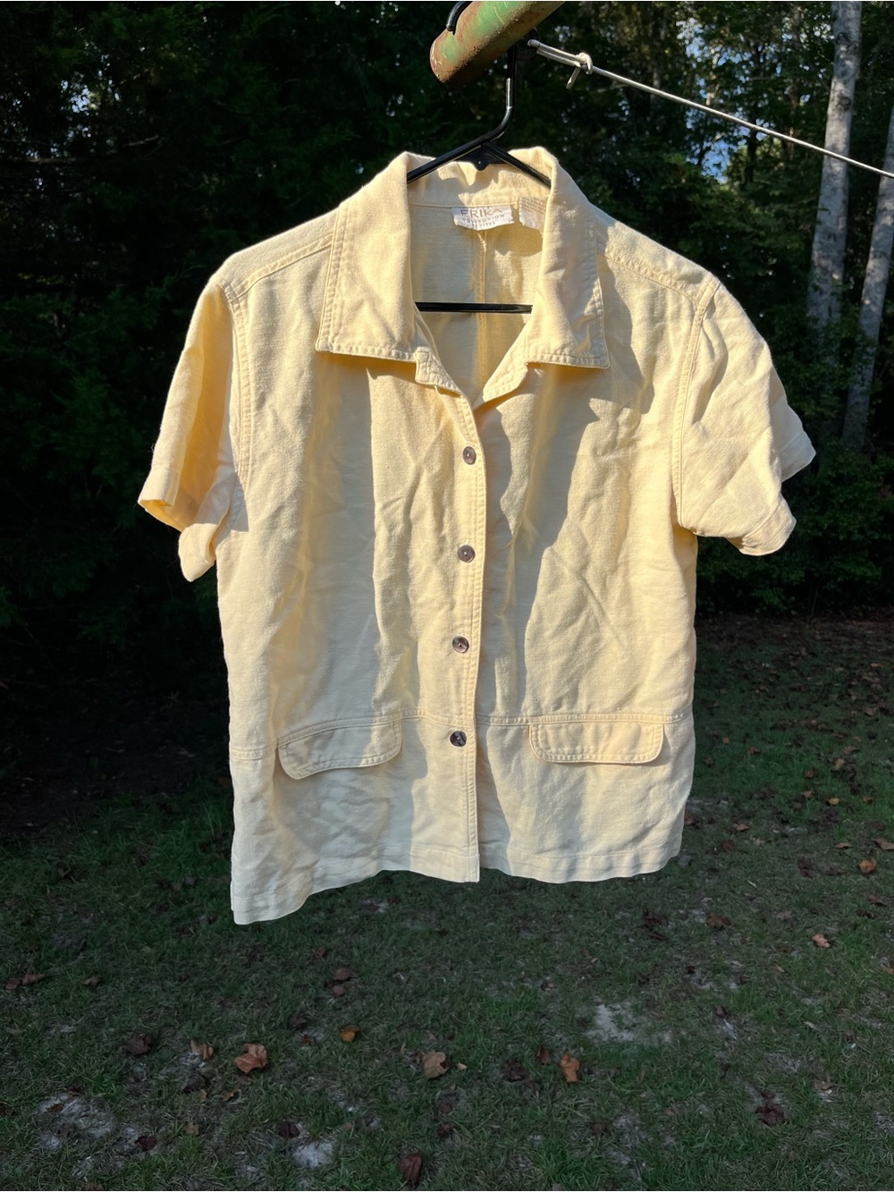 Erika Short-Sleeve Button-Front Shirt in Pale Yellow